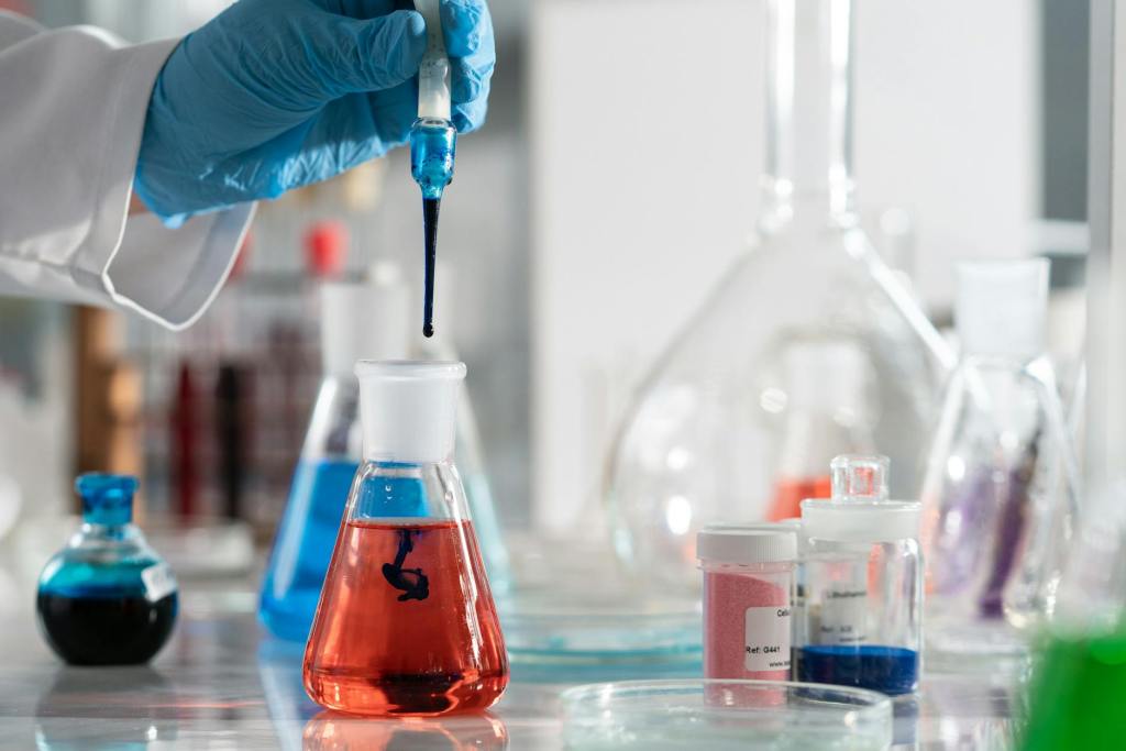Best Books About Chemistry for Exploring Everyday&nbsp;Science